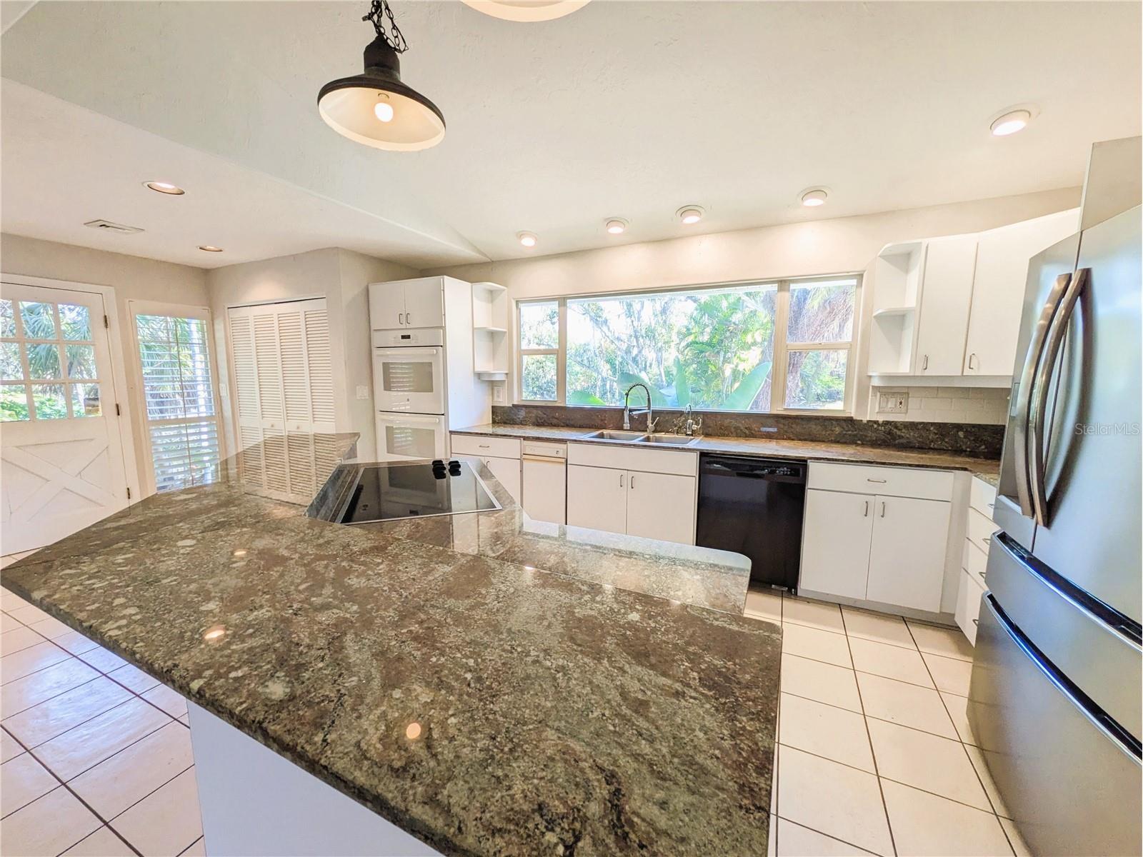 4554 Cooper Road Sarasota FL 34232 - NICE POND A4682274 image7