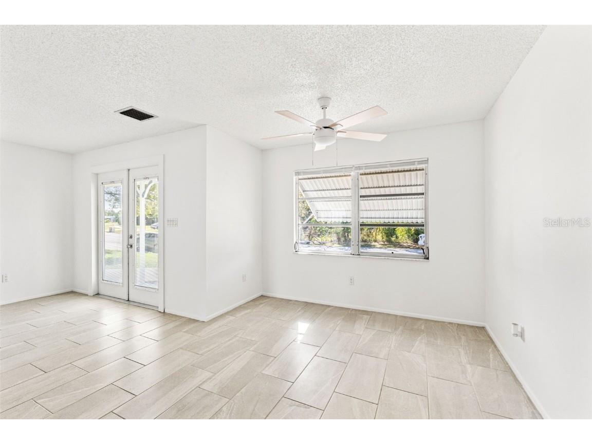 4554 Essex Lane Spring Hill FL 34606 W7877433 image3