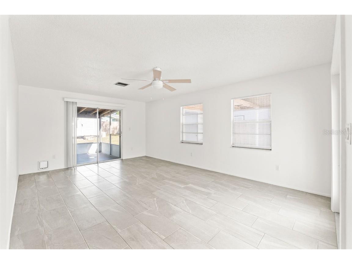 4554 Essex Lane Spring Hill FL 34606 W7877433 image6