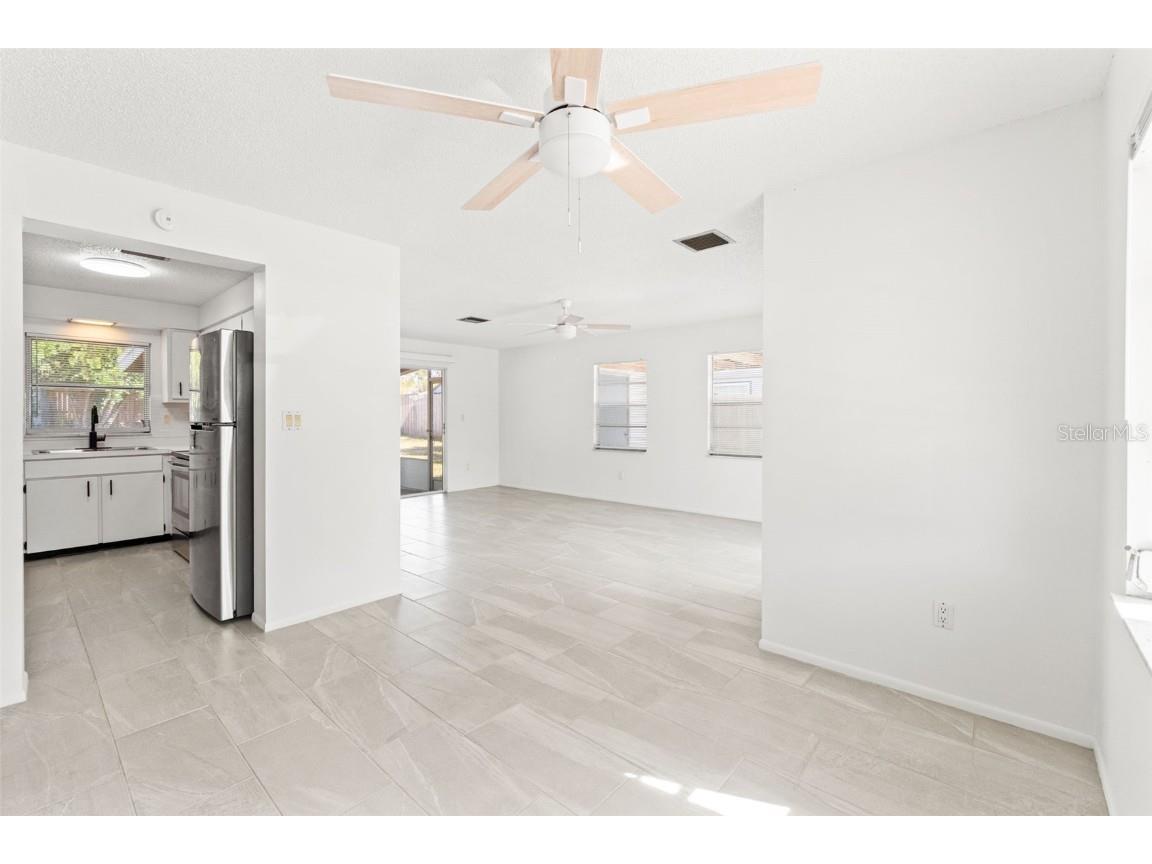 4554 Essex Lane Spring Hill FL 34606 W7877433 image8