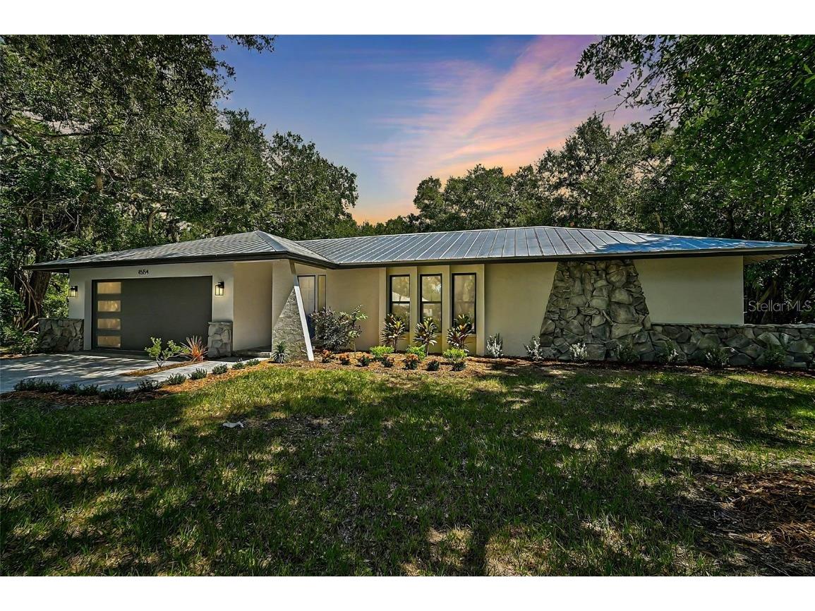 4554 Hidden Forest Lane Sarasota FL 34235 A4624612 image1