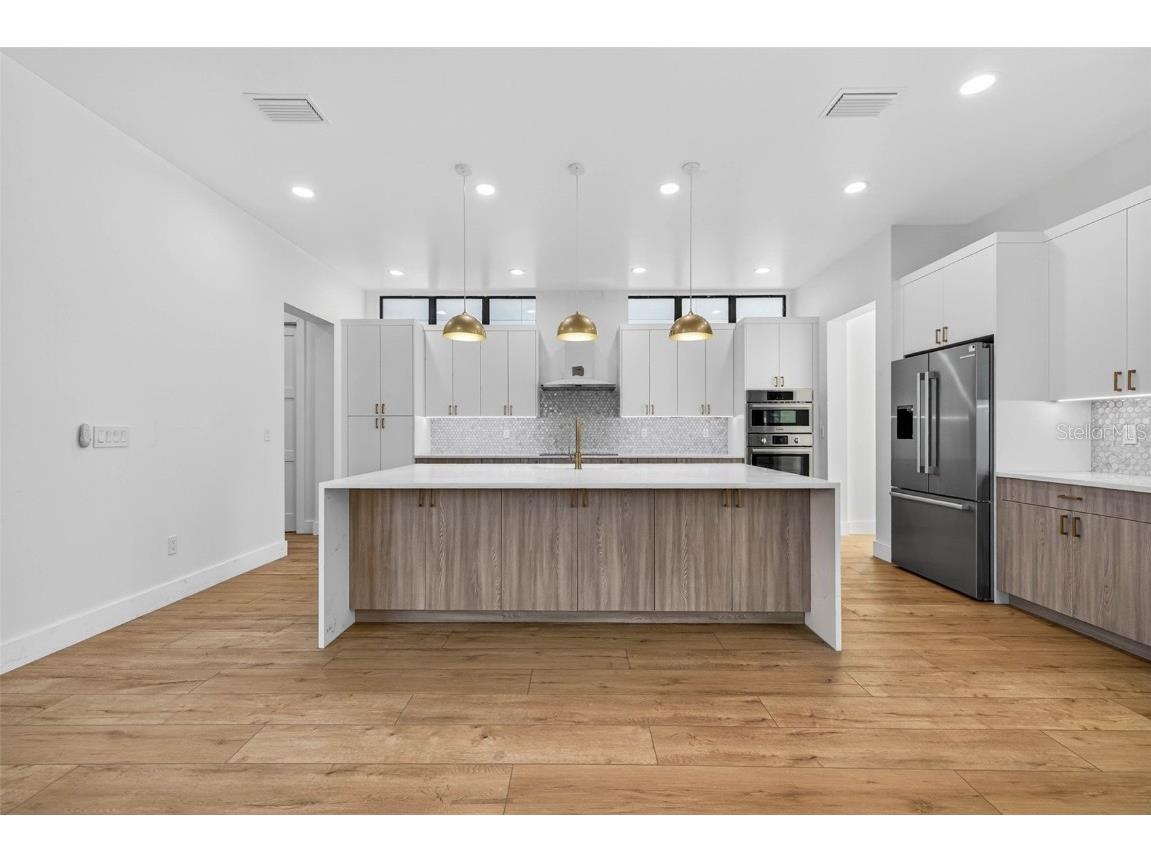 4555 26th Avenue S Saint Petersburg FL 33711 TB8451465 image11