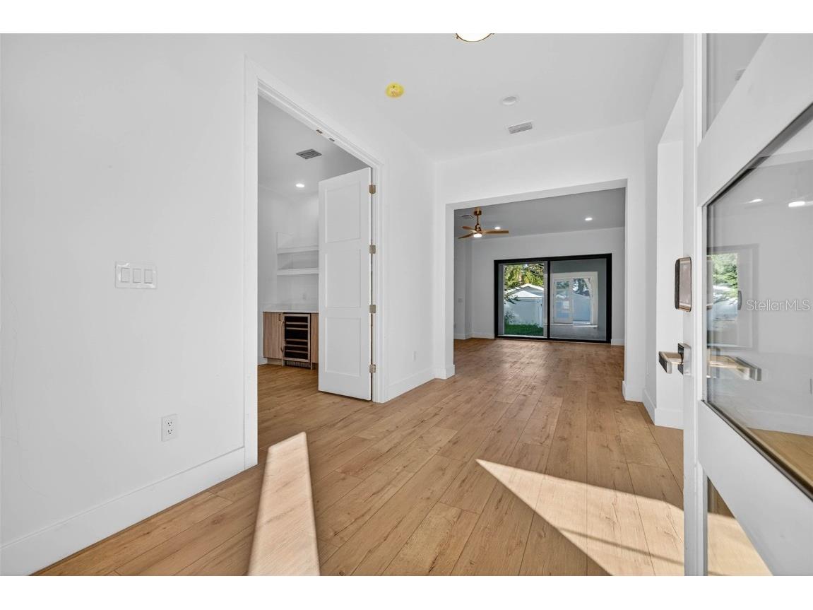 4555 26th Avenue S Saint Petersburg FL 33711 TB8451465 image16