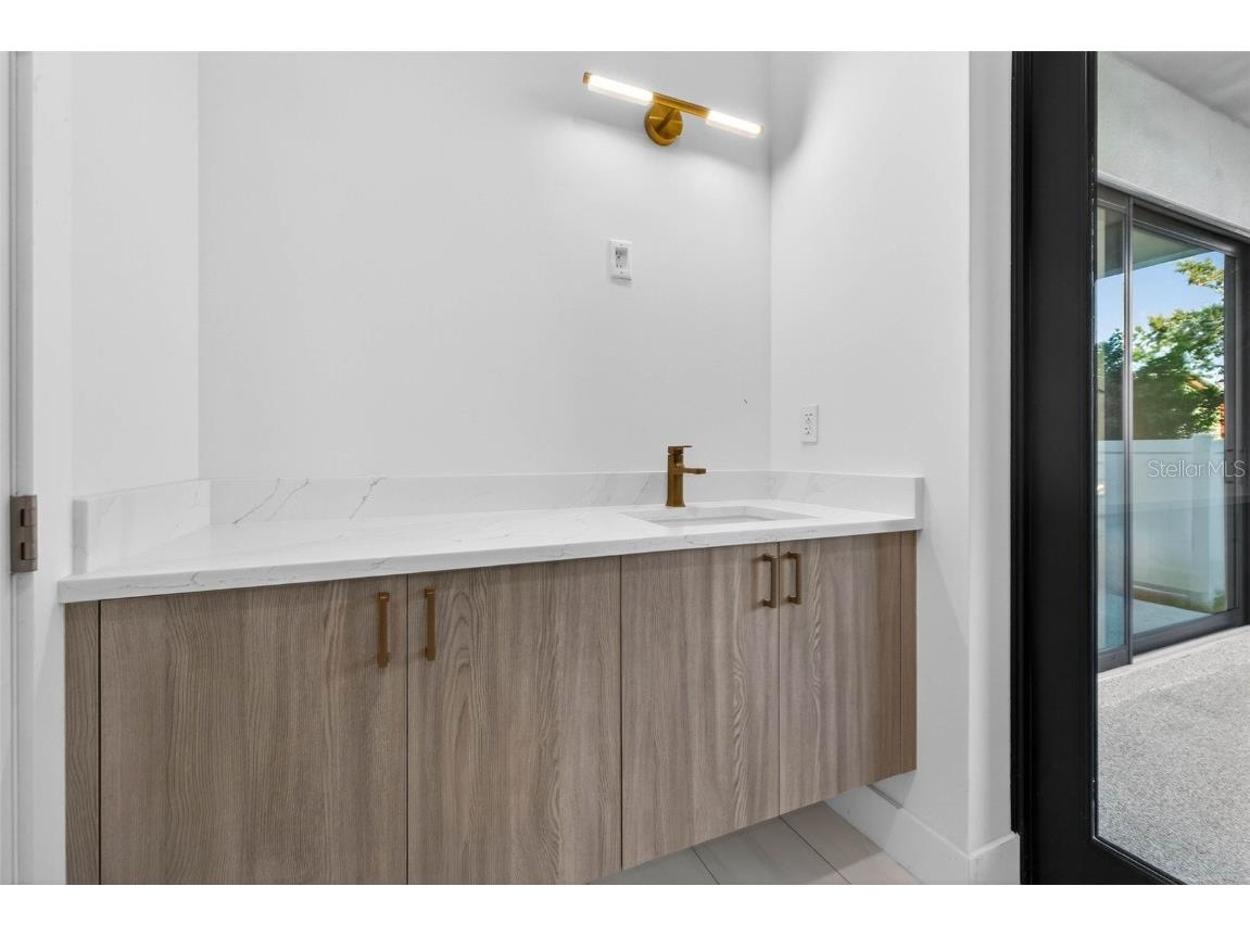 4555 26th Avenue S Saint Petersburg FL 33711 TB8451465 image31