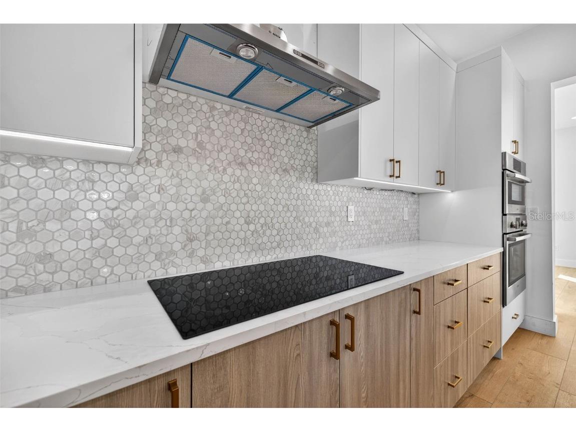 4555 26th Avenue S Saint Petersburg FL 33711 TB8451465 image7