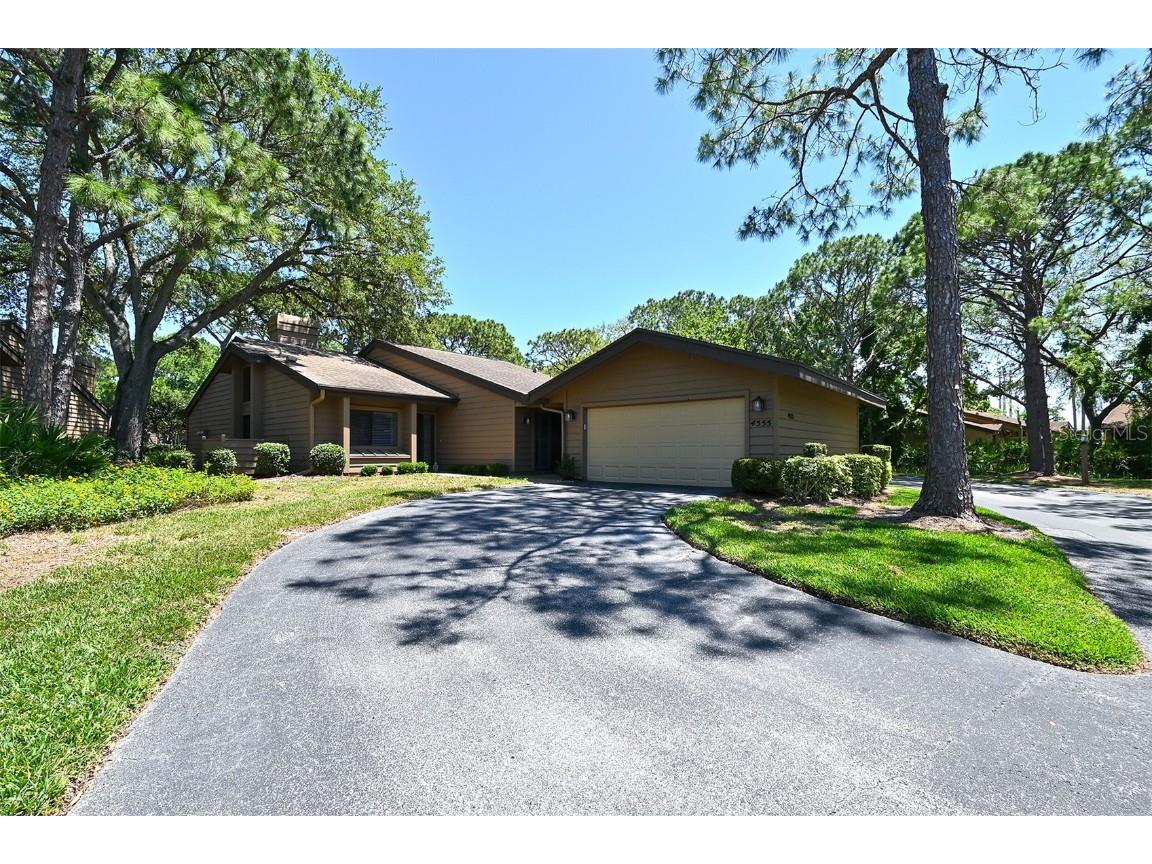 4555 Chandlers Forde 47, Sarasota, FL, 34235 MLS A4607522 Edina