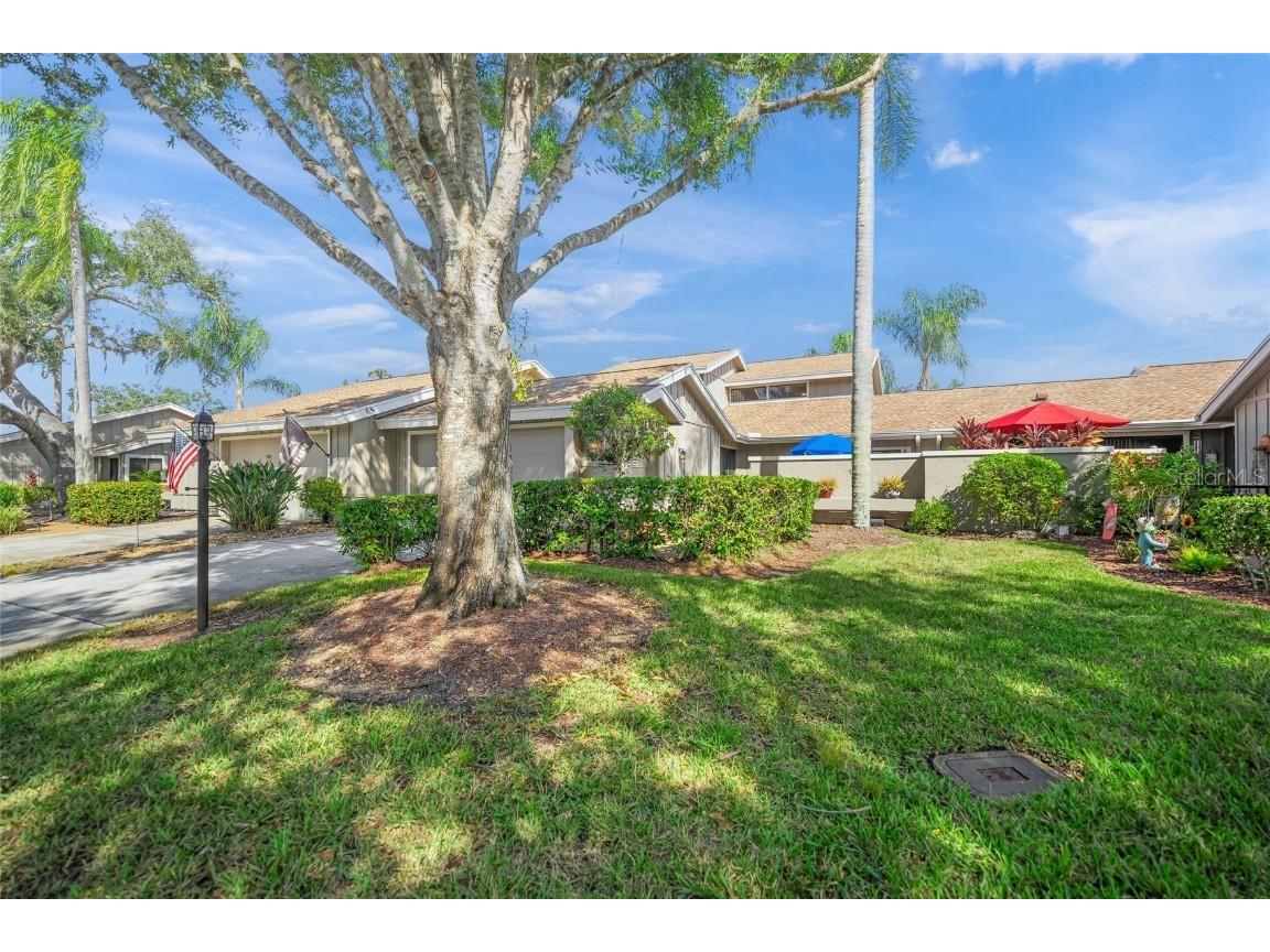 4555 Forest Wood Trail #23 Sarasota FL 34241 A4672017 image2
