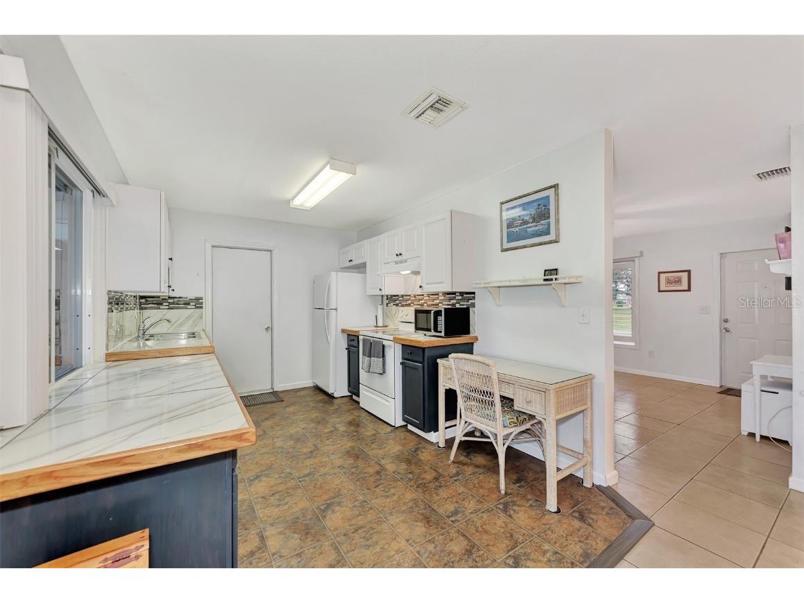 4555 Mckibben Drive North Port FL 34287 C7518218 image11