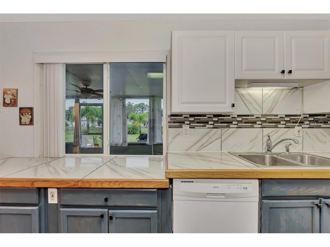 4555 Mckibben Drive North Port FL 34287 C7518218 image14