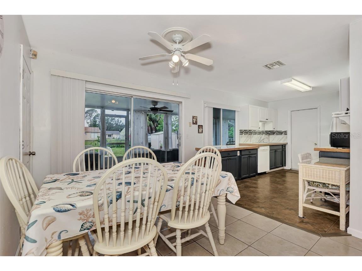 4555 Mckibben Drive North Port FL 34287 C7518218 image8