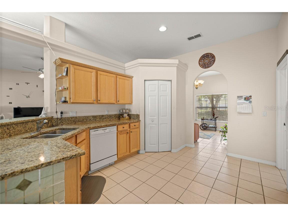 4555 NW 6th Circle Ocala FL 34475 OM704194 image13