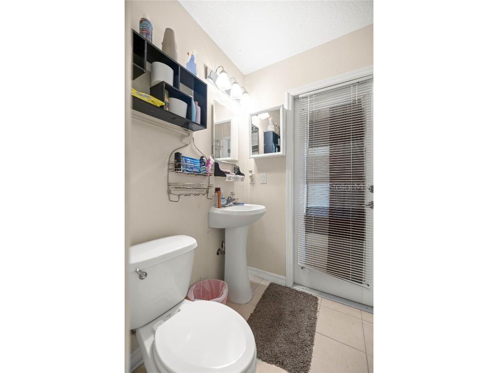 4555 NW 6th Circle Ocala FL 34475 OM704194 image28