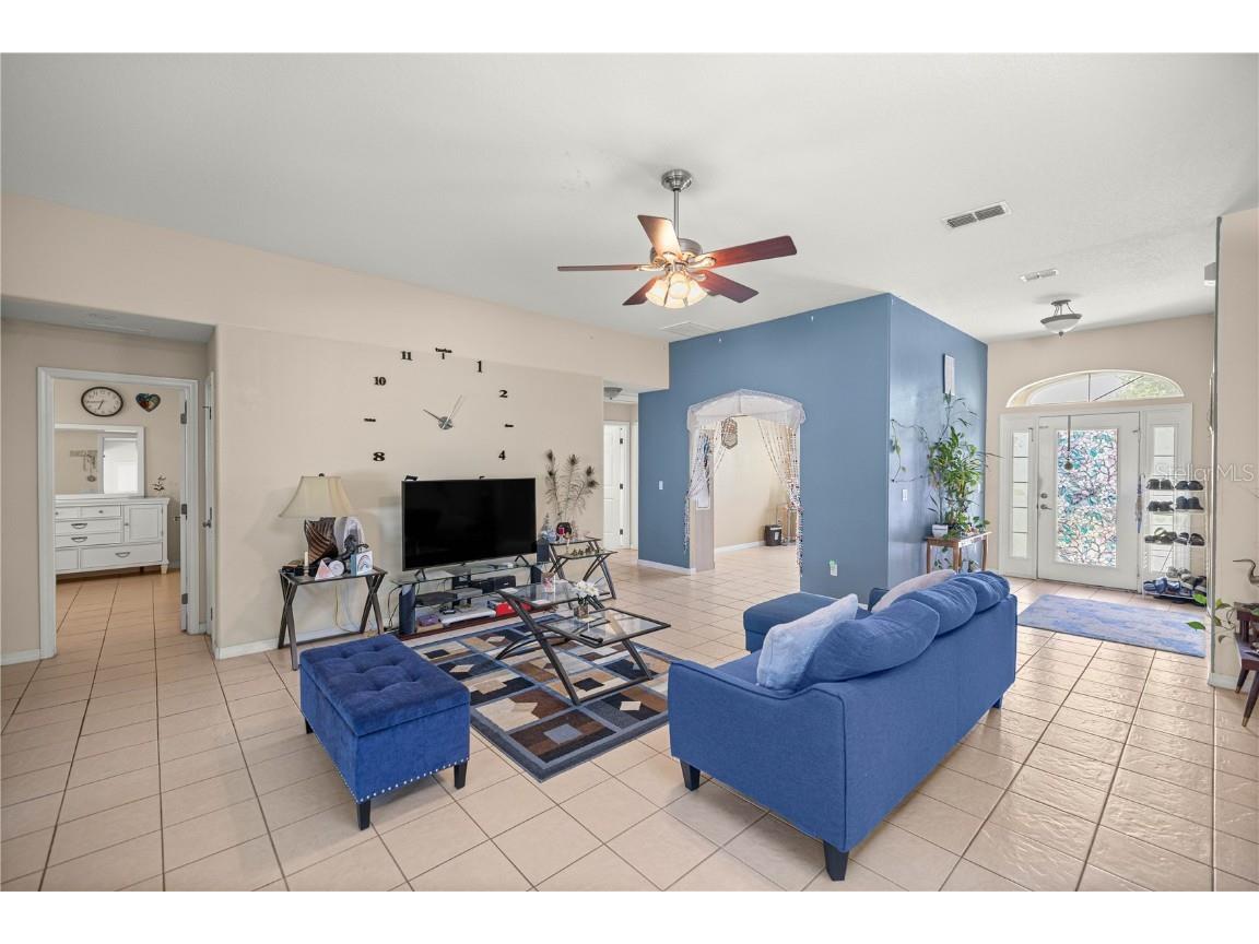 4555 NW 6th Circle Ocala FL 34475 OM704194 image8