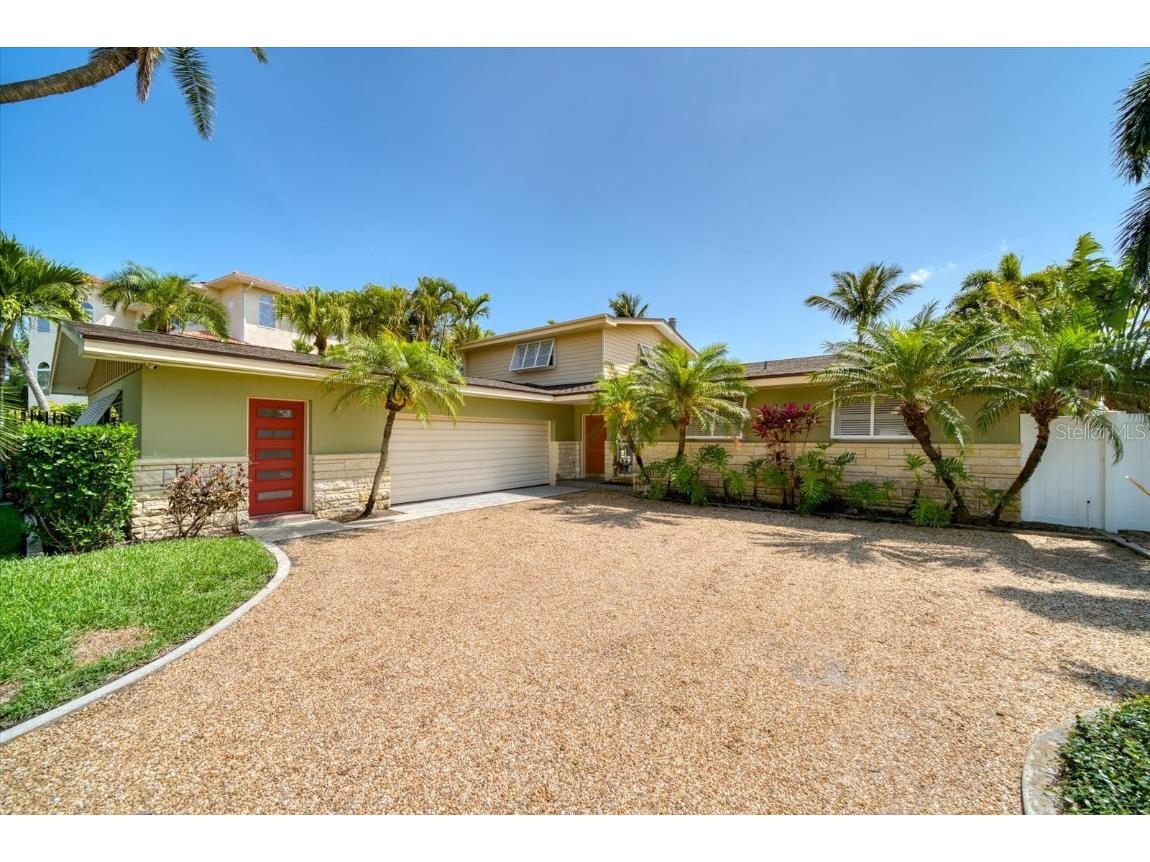 4555 Plaza Way Saint Pete Beach FL 33706 - BOCA CIEGA BAY U8196973 image1