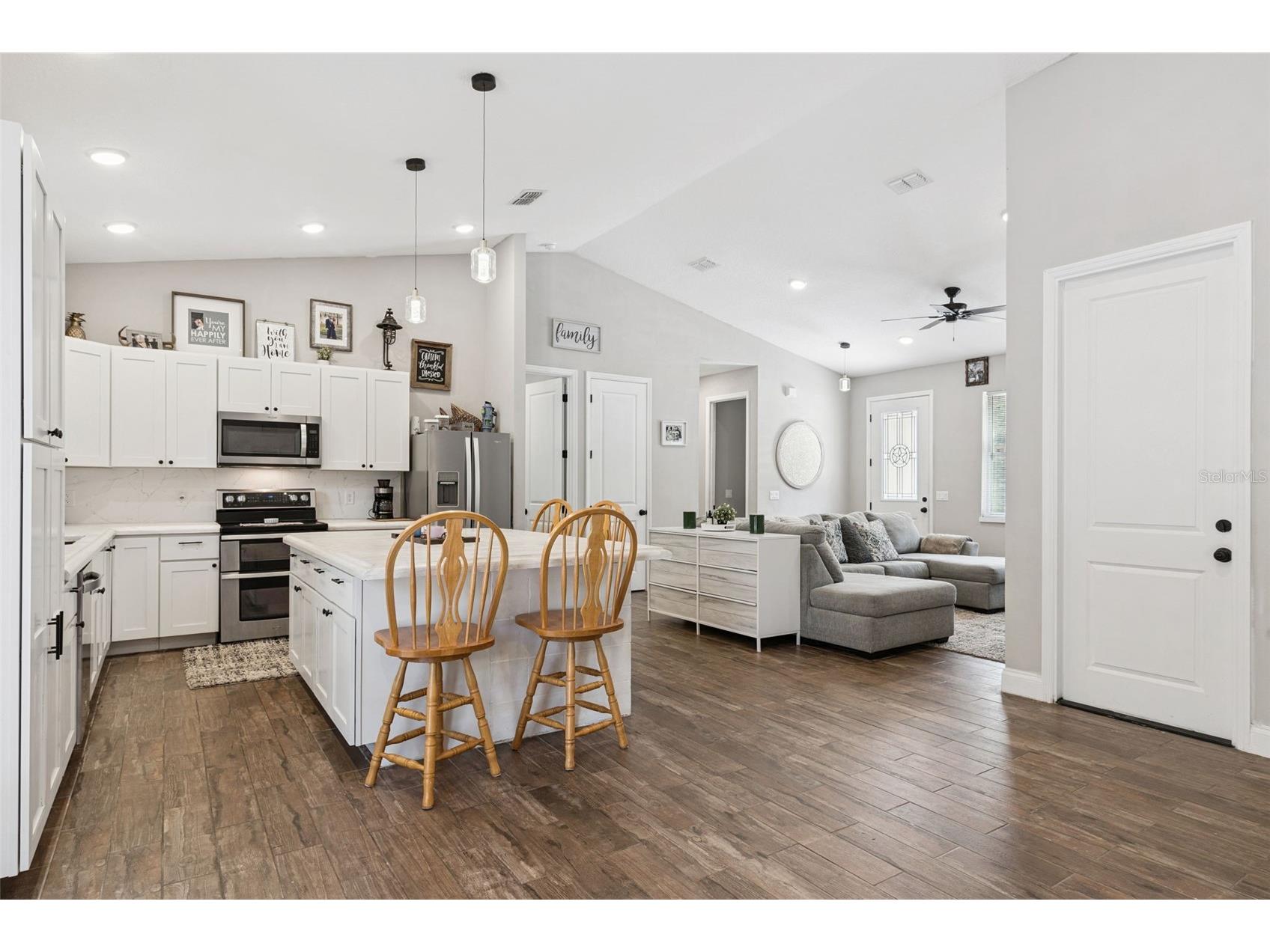 45551 Carolina Street Paisley FL 32767 O6416223 image14
