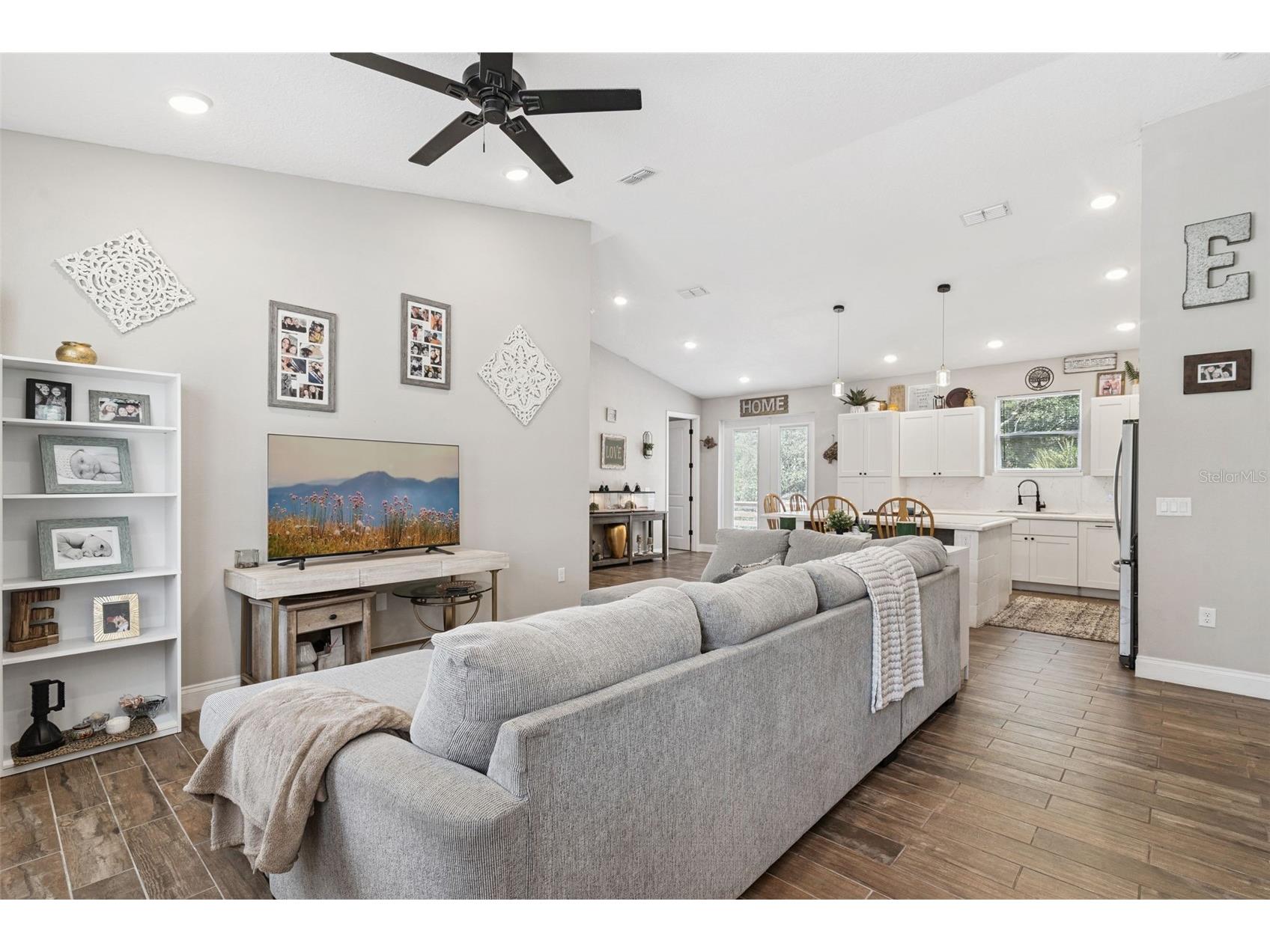 45551 Carolina Street Paisley FL 32767 O6416223 image7