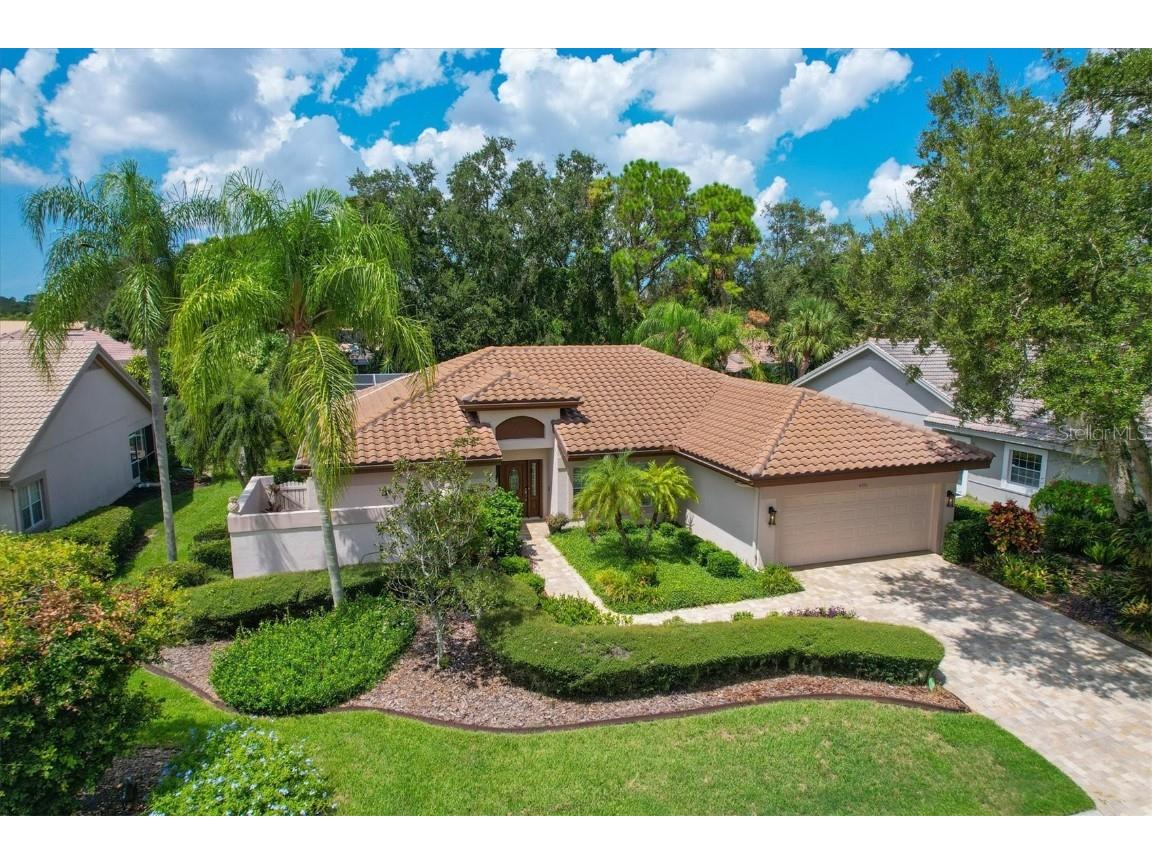 4556 Highland Oaks Circle Sarasota FL 34235 A4580198 image1