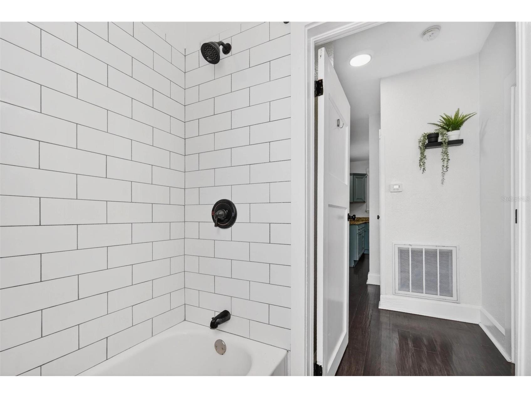 4556 Yarmouth Avenue S Saint Petersburg FL 33711 TB8510998 image15