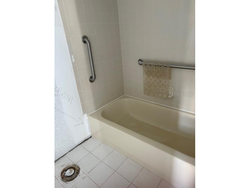 4557 Garnet Drive #102 New Port Richey FL 34652 W7882462 image8