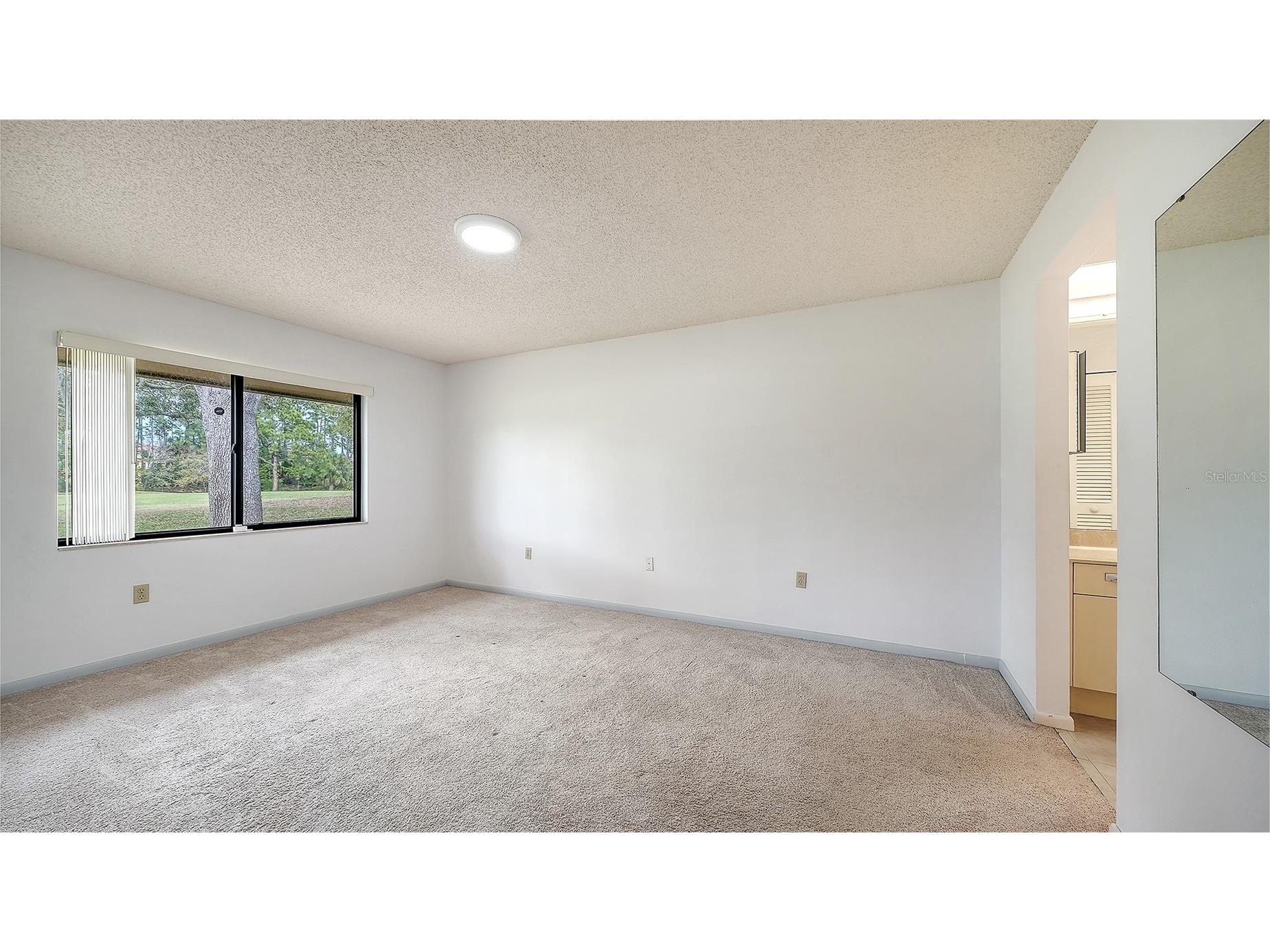 4557 Kingsmere #23 Sarasota FL 34235 A4685751 image13