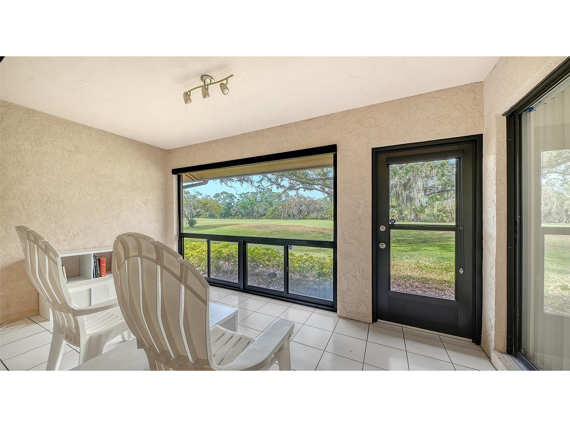 4557 Kingsmere #23 Sarasota FL 34235 A4685751 image5