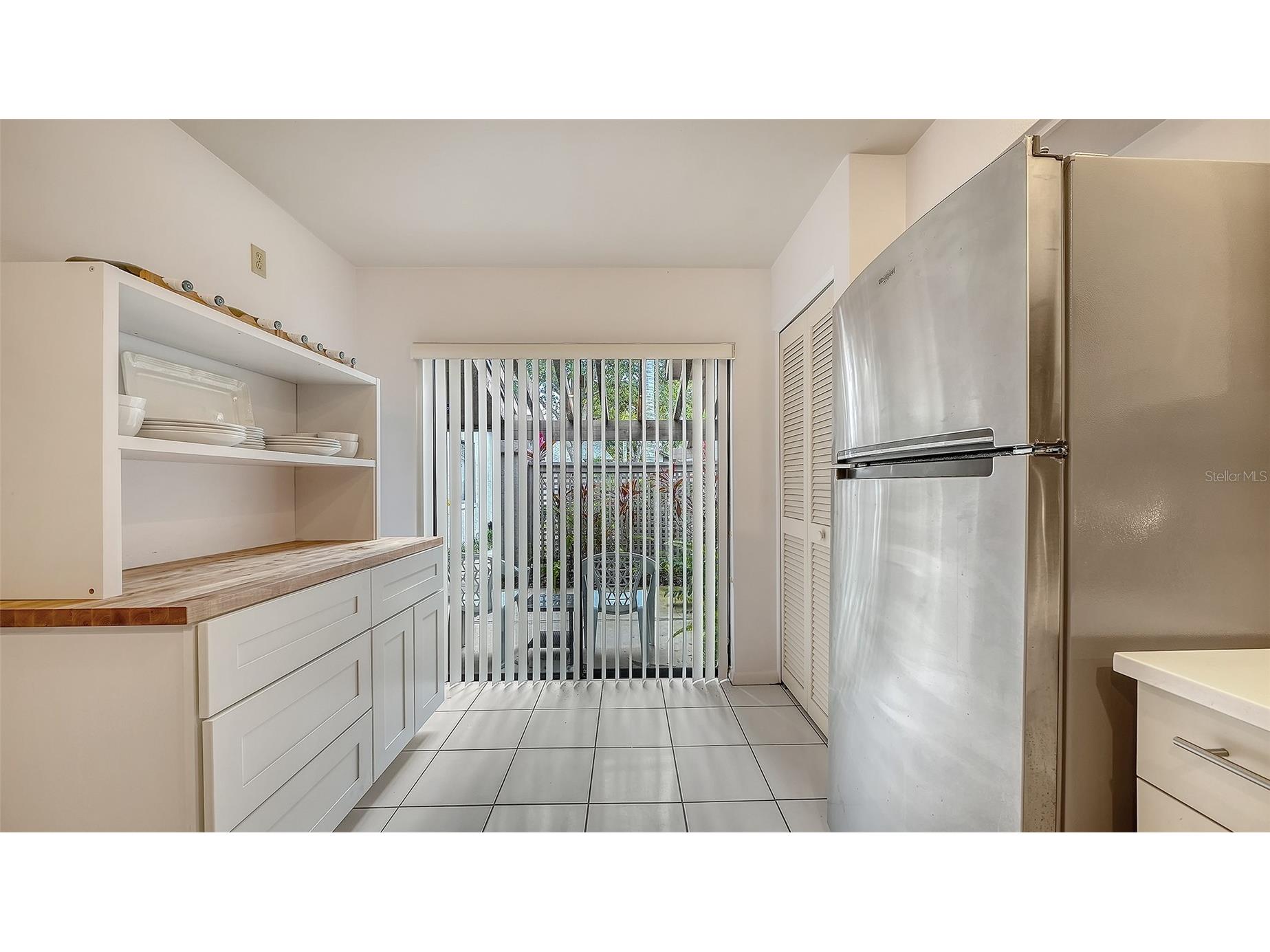 4557 Kingsmere #23 Sarasota FL 34235 A4685751 image9