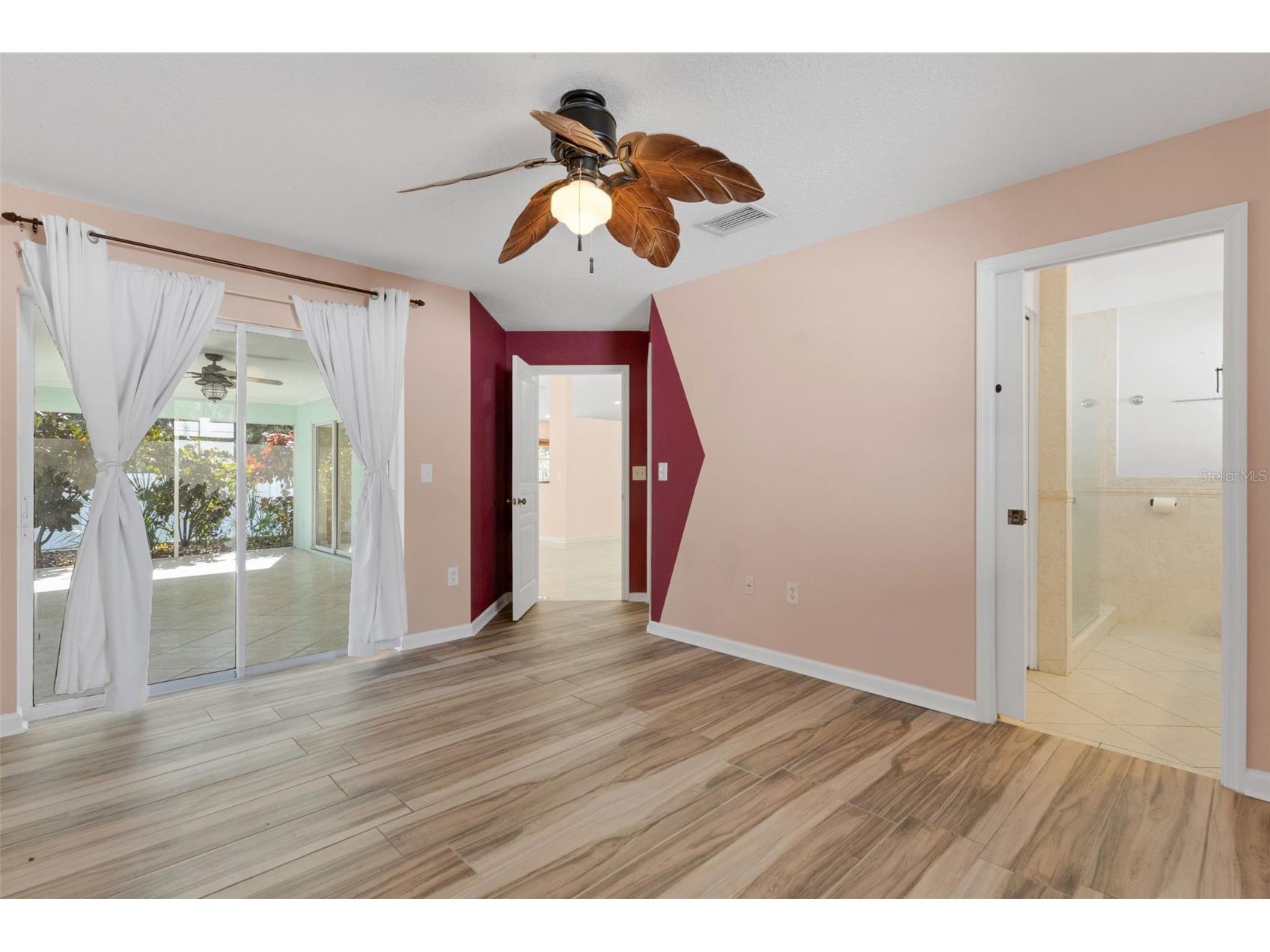 4557 Worcester Road Sarasota FL 34231 A4675974 image24