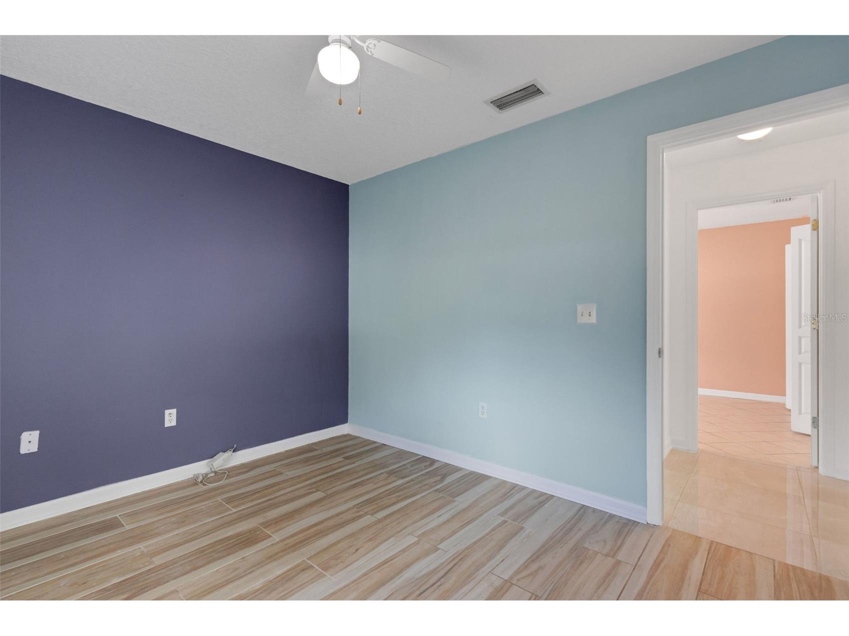 4557 Worcester Road Sarasota FL 34231 A4675974 image30