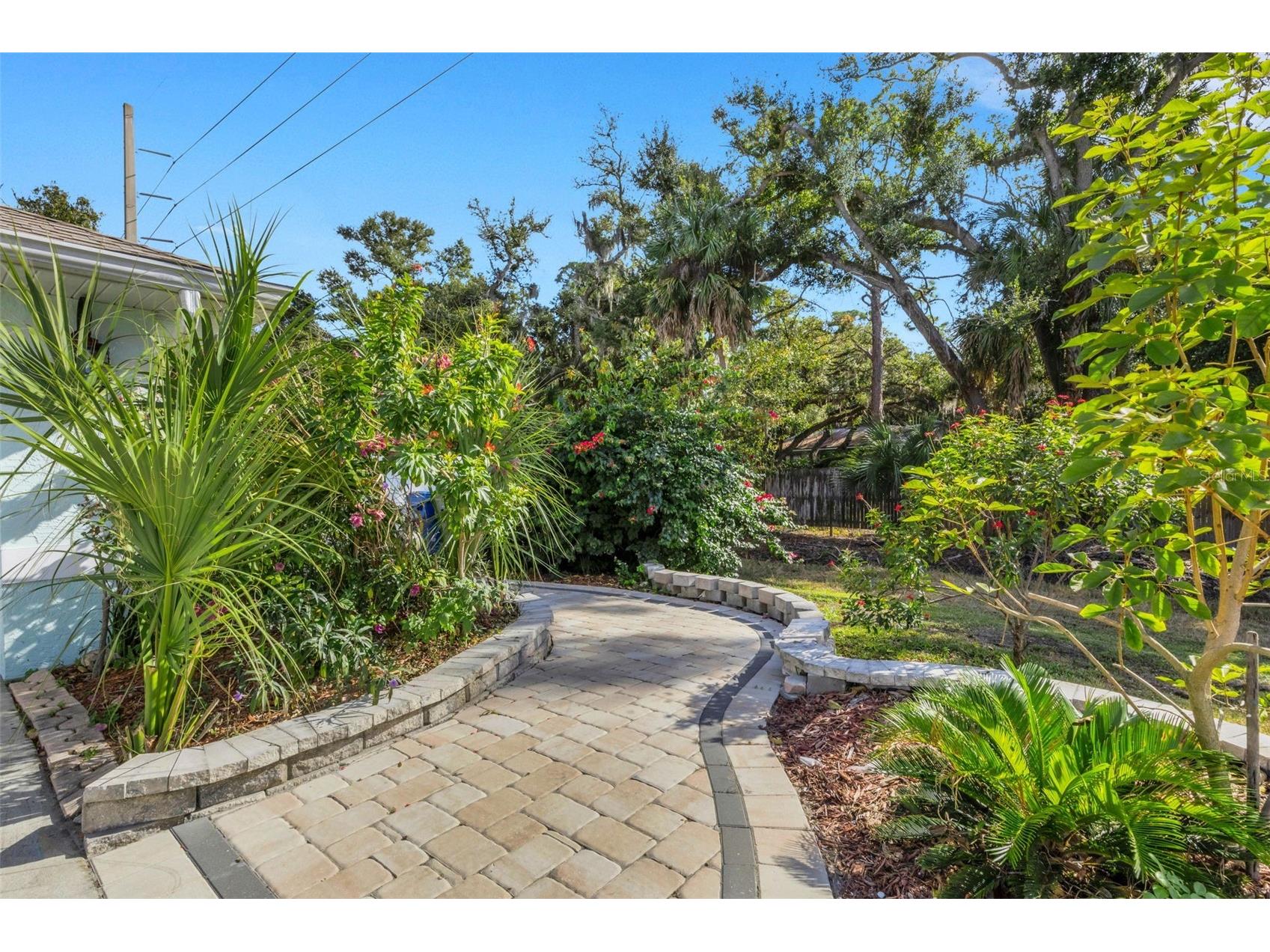 4557 Worcester Road Sarasota FL 34231 A4675974 image46