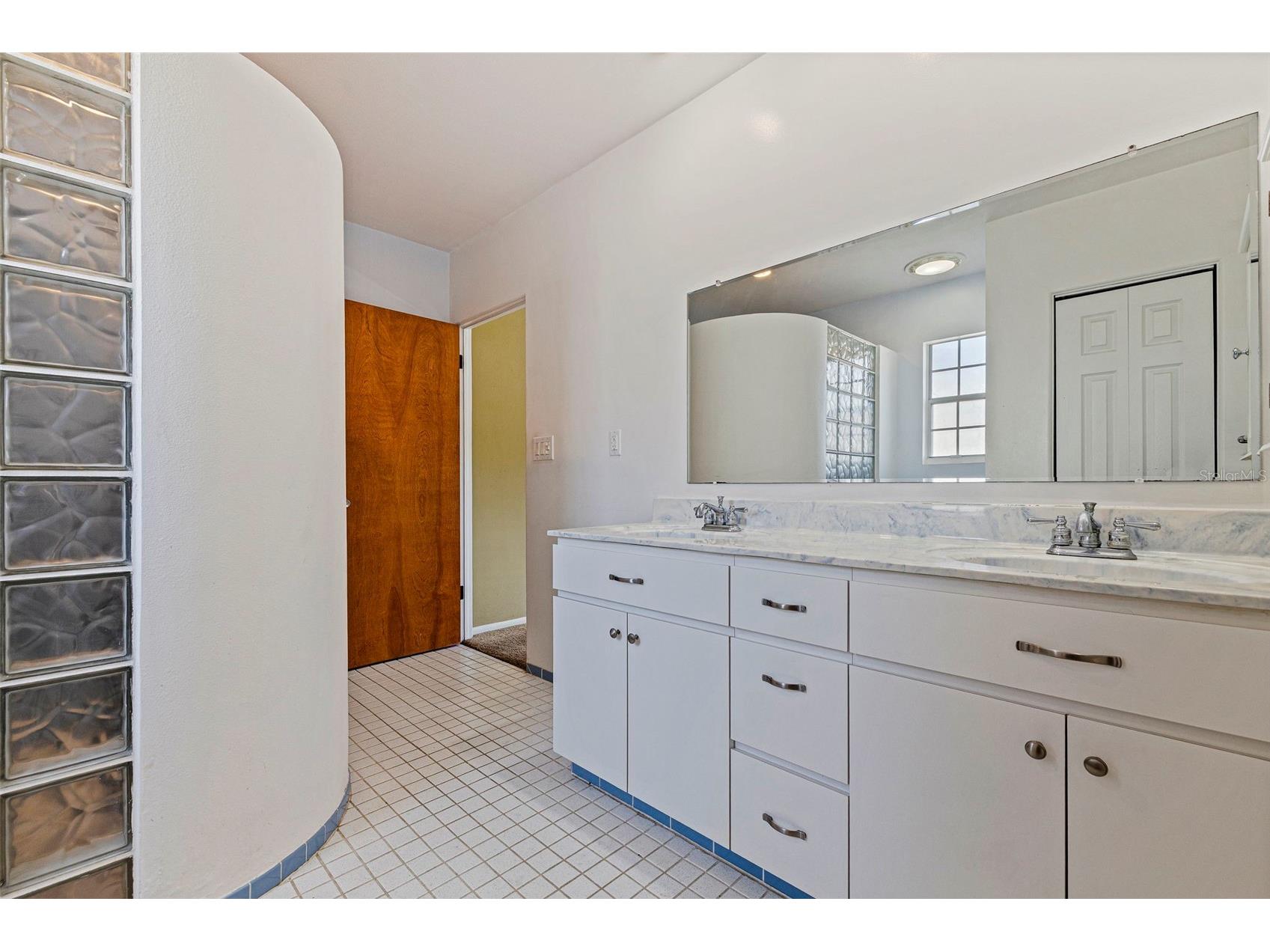 4558 25th Avenue N Saint Petersburg FL 33713 TB8510994 image21