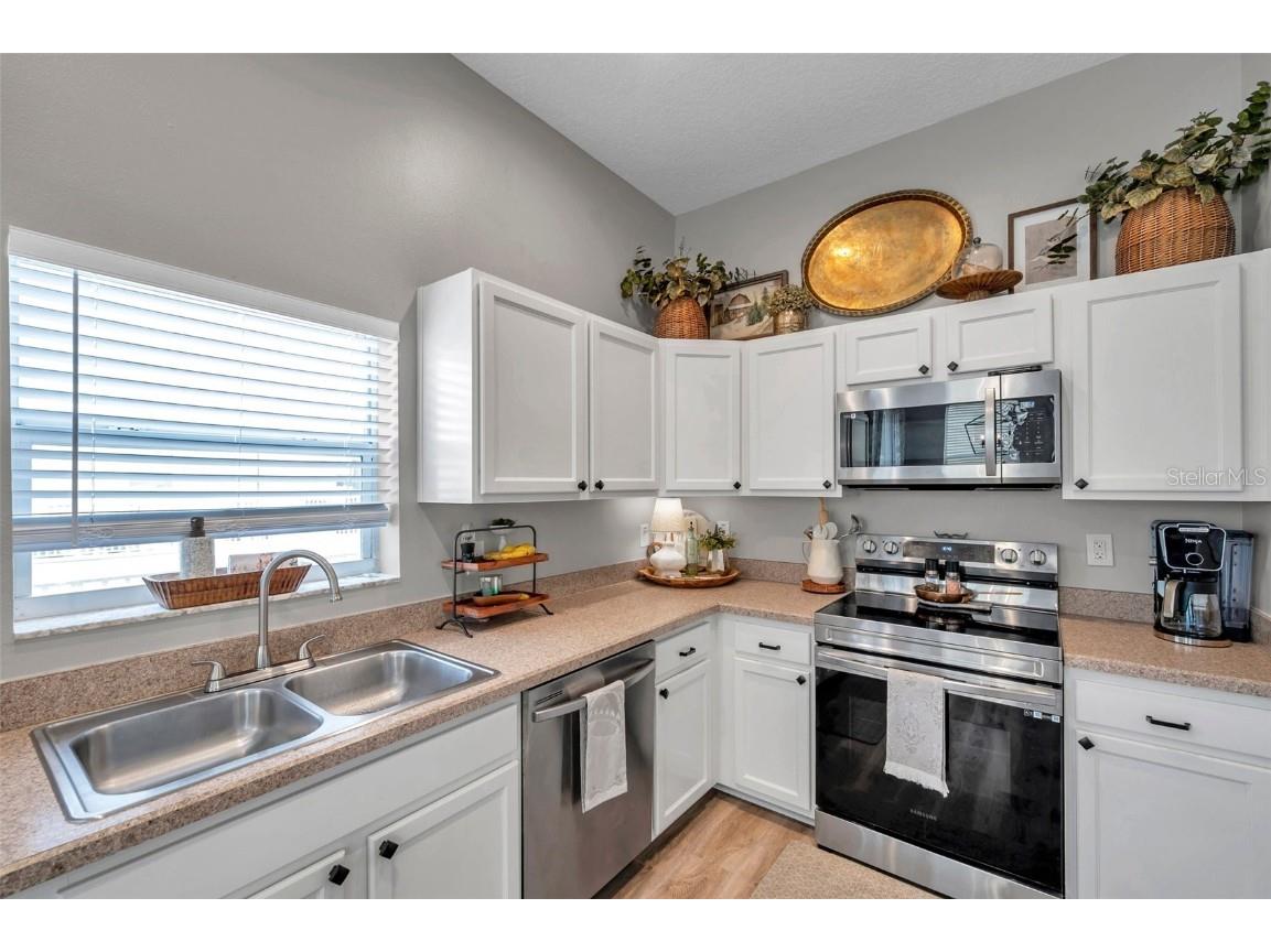 456 Bayou Village Drive Tarpon Springs FL 34689 TB8449765 image7