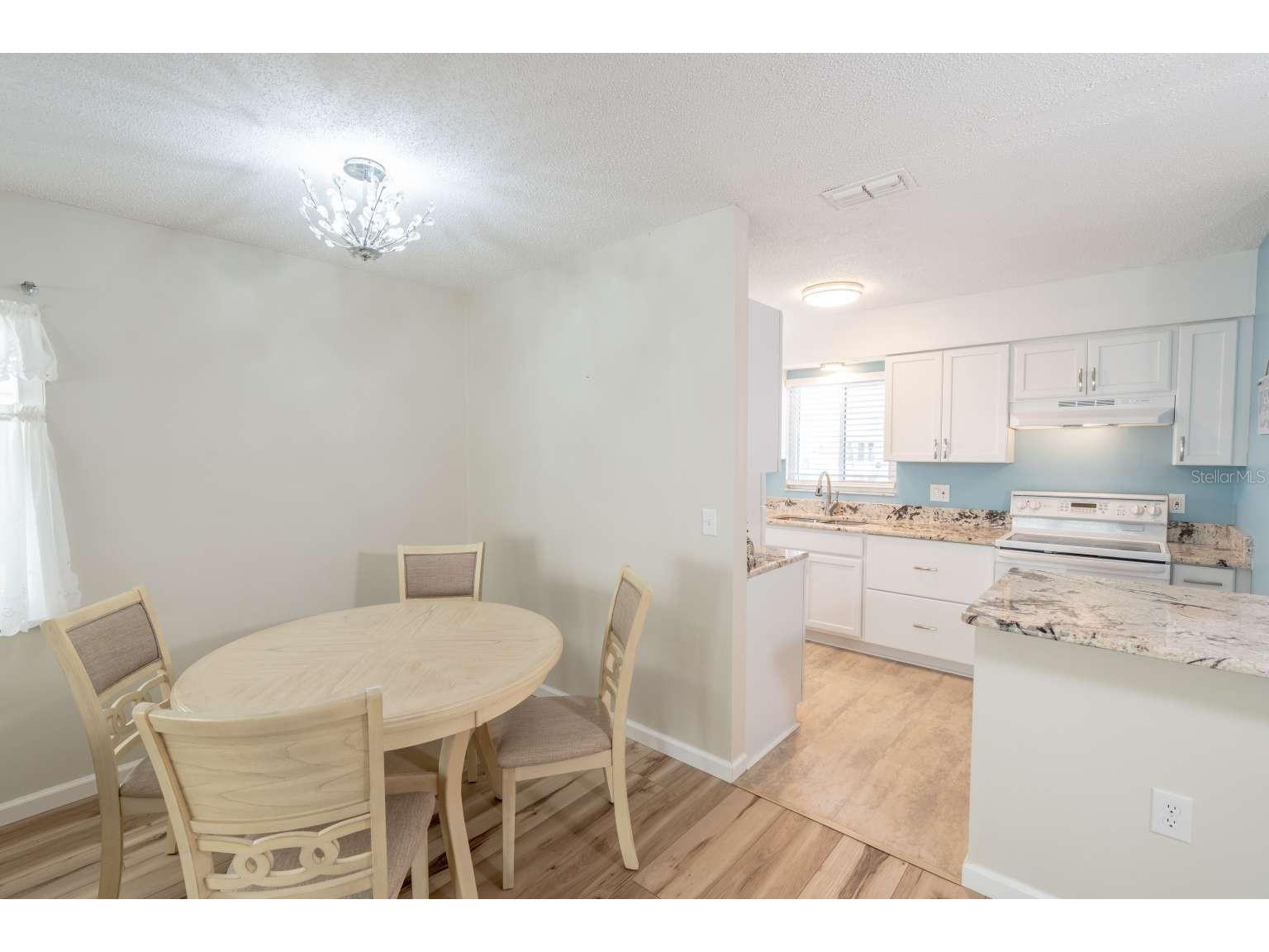 456 Circlewood Drive #L7 Venice FL 34293 TB8470764 image6