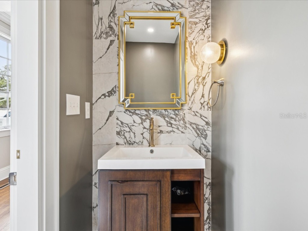 456 Gardenia Street Belleair FL 33756 TB8408739 image22