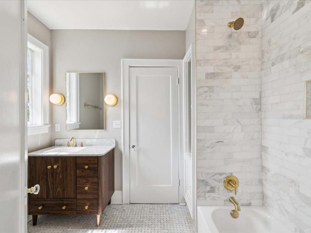 456 Gardenia Street Belleair FL 33756 TB8408739 image40