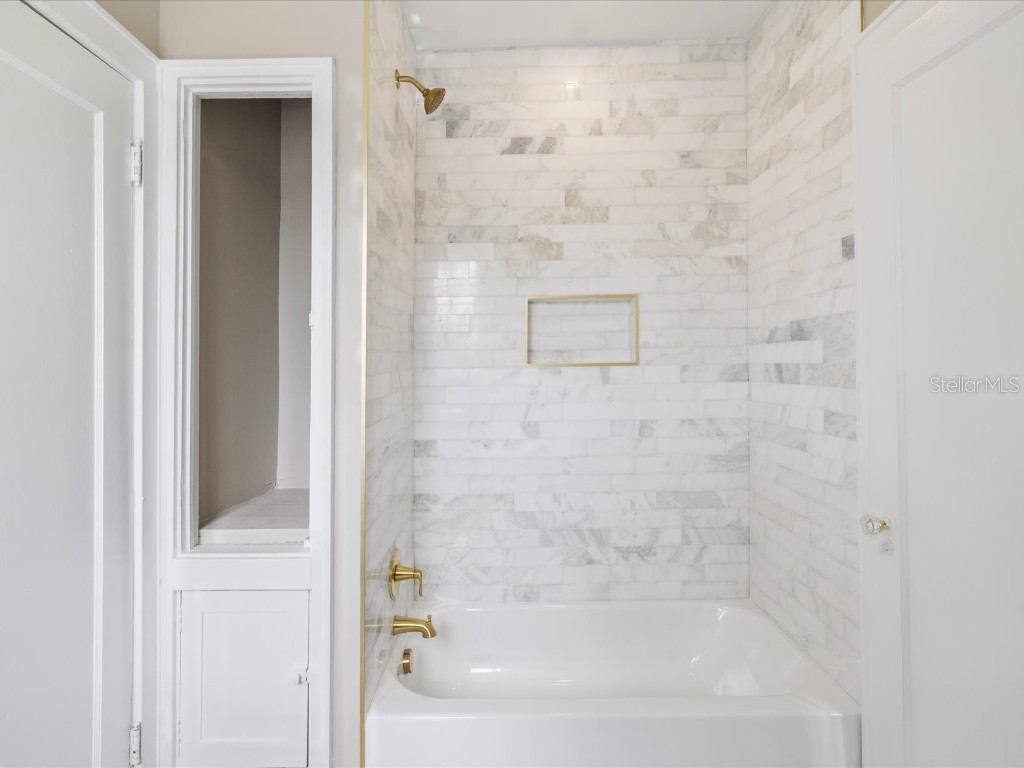 456 Gardenia Street Belleair FL 33756 TB8408739 image42