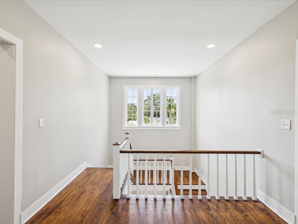 456 Gardenia Street Belleair FL 33756 TB8408753 image26