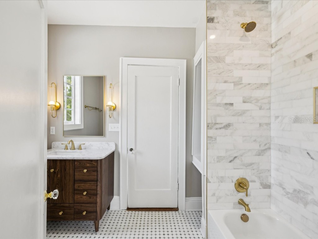 456 Gardenia Street Belleair FL 33756 TB8408753 image33