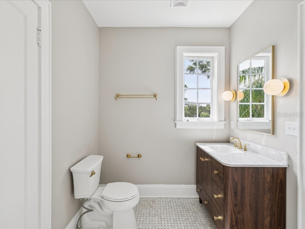 456 Gardenia Street Belleair FL 33756 TB8408753 image41