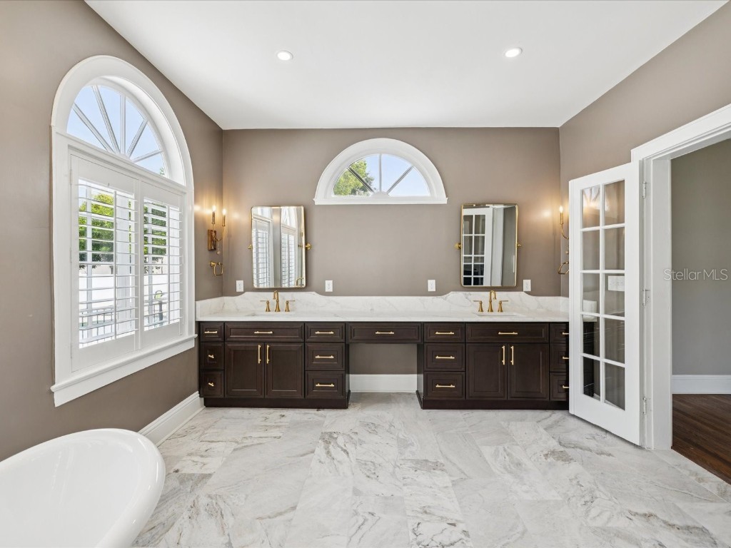 456 Gardenia Street Belleair FL 33756 TB8408753 image8