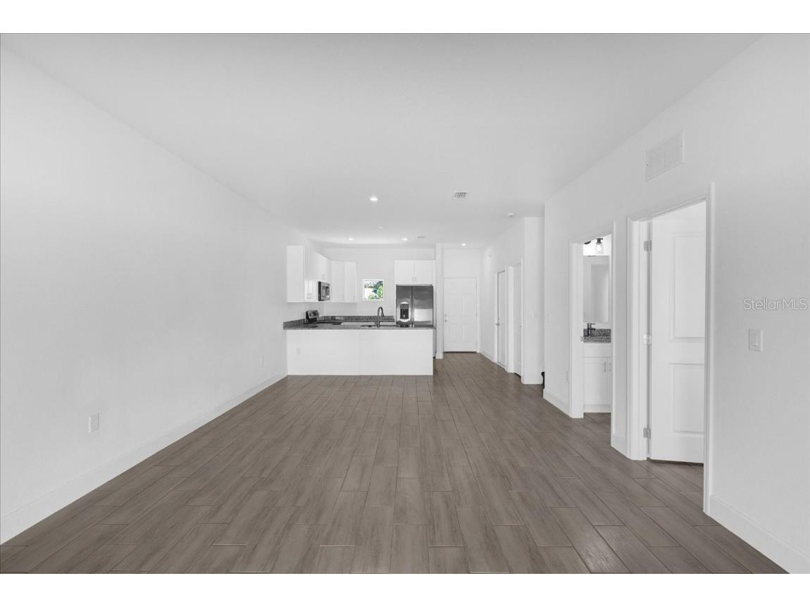 456 Lake Shore Parkway Davenport FL 33896 O6252182 image3