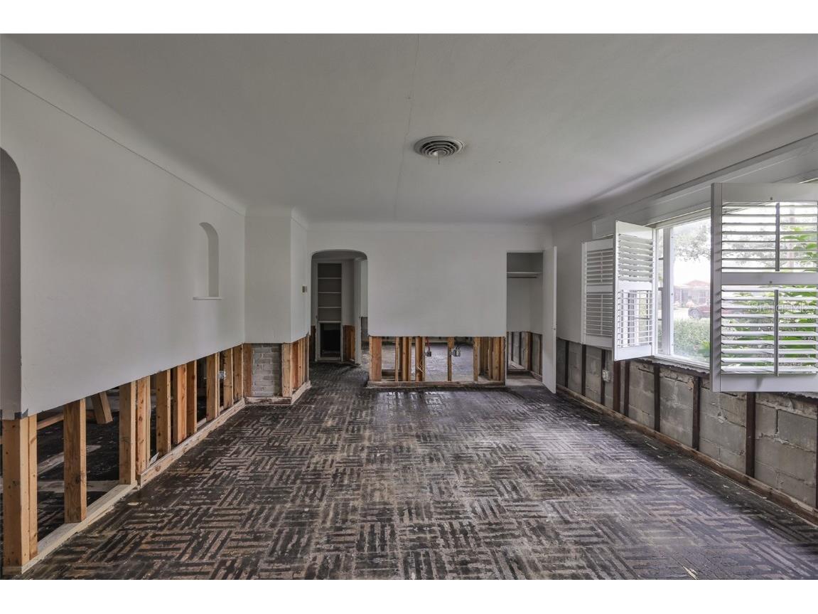 456 Rafael Boulevard NE Saint Petersburg FL 33704 TB8451567 image16