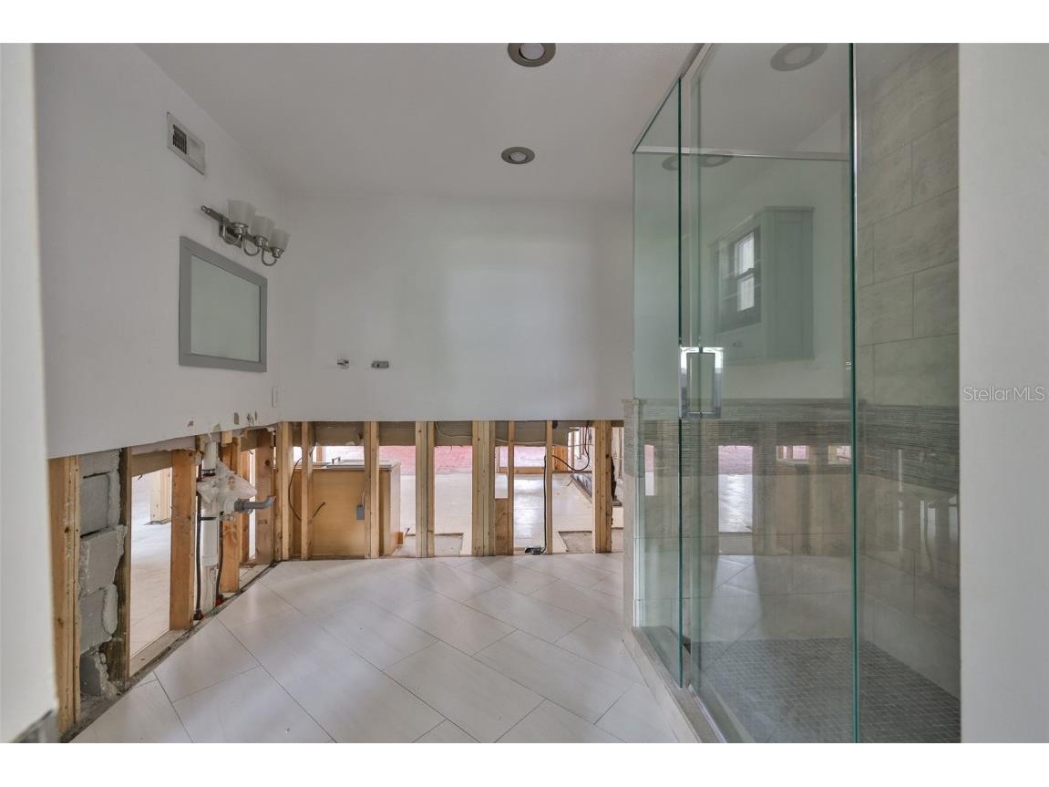 456 Rafael Boulevard NE Saint Petersburg FL 33704 TB8451567 image27