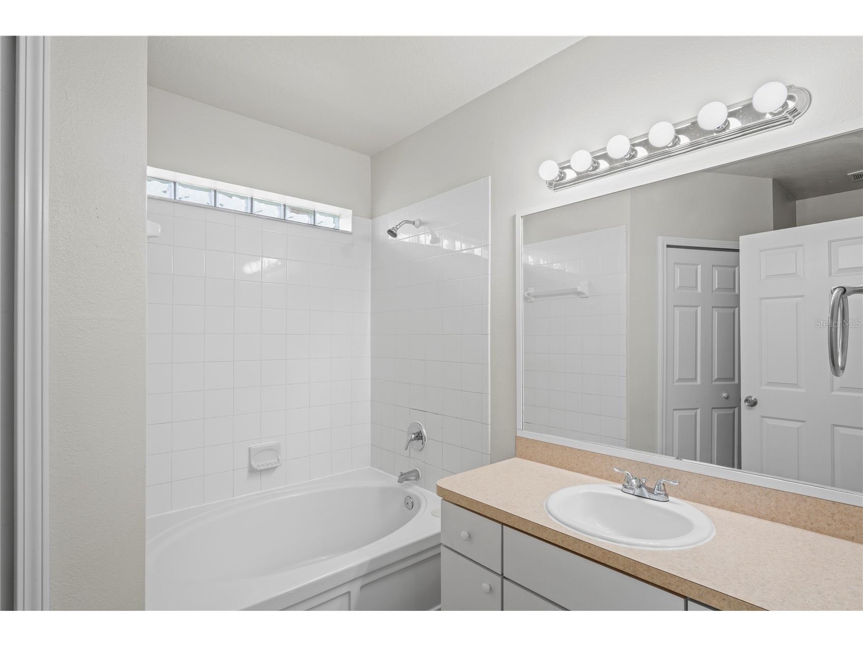 456 Summer Sails Drive Valrico FL 33594 TB8399261 image12