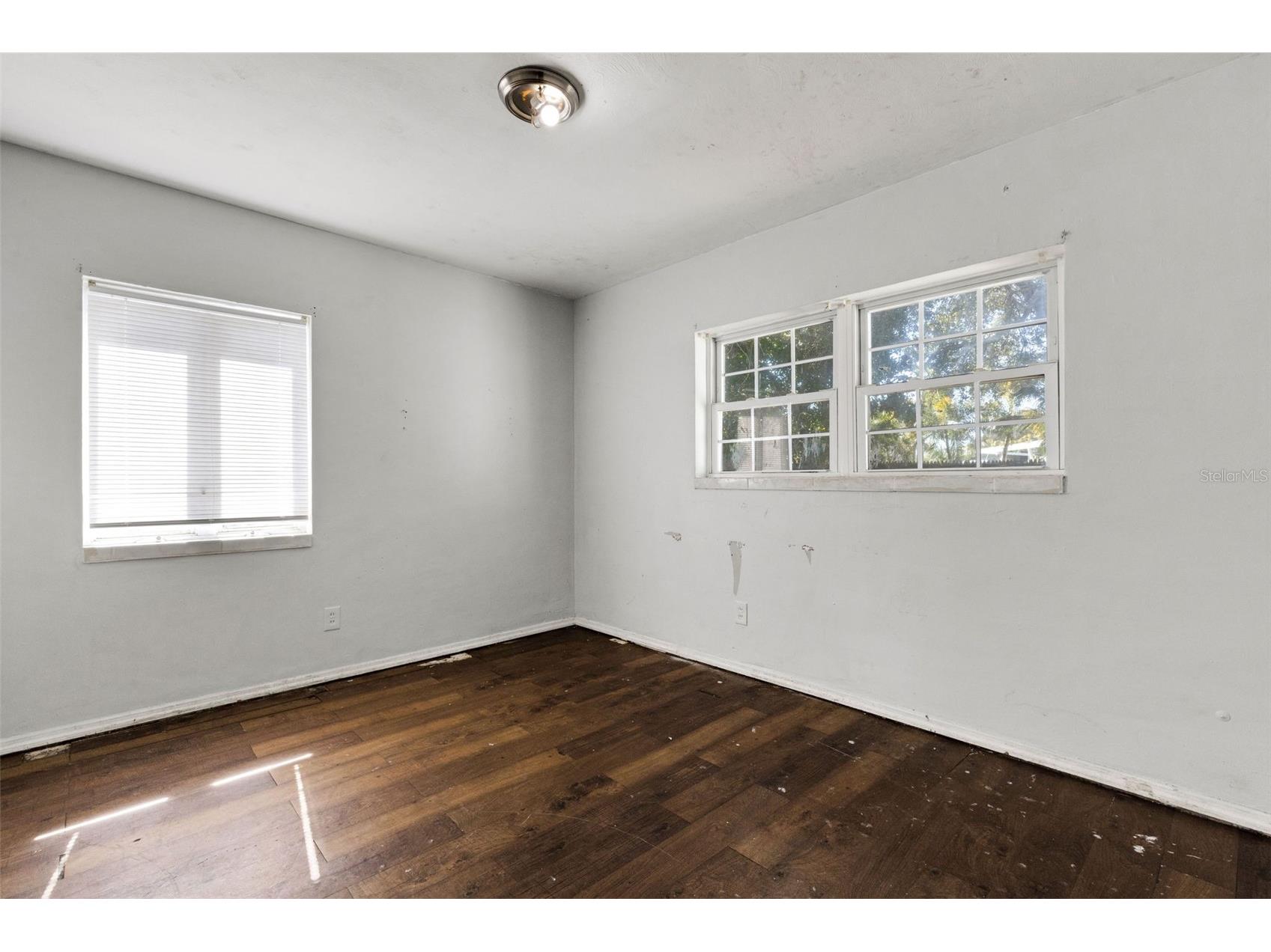 4560 68th Street N Saint Petersburg FL 33709 TB8467243 image10