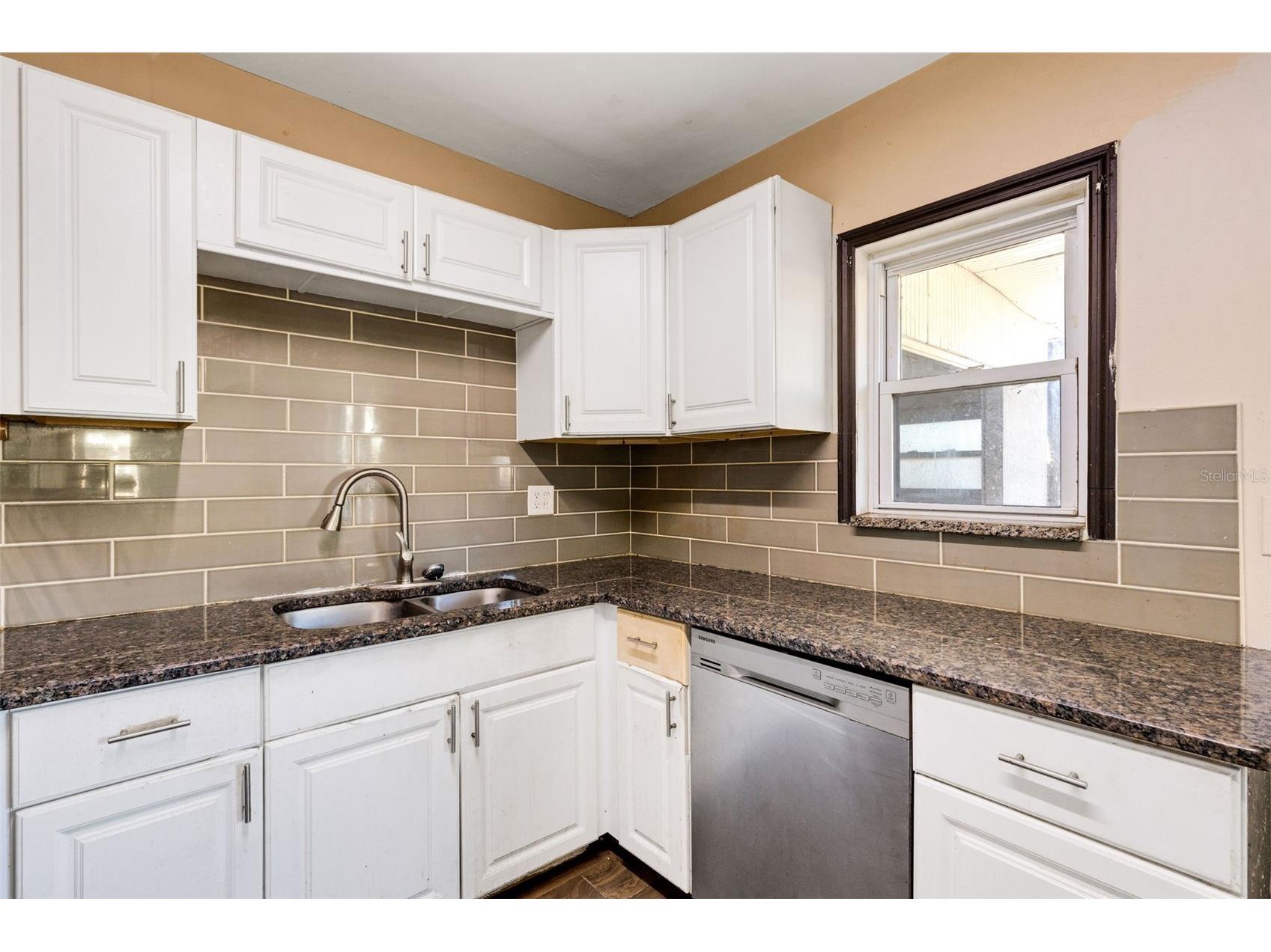 4560 68th Street N Saint Petersburg FL 33709 TB8467243 image14