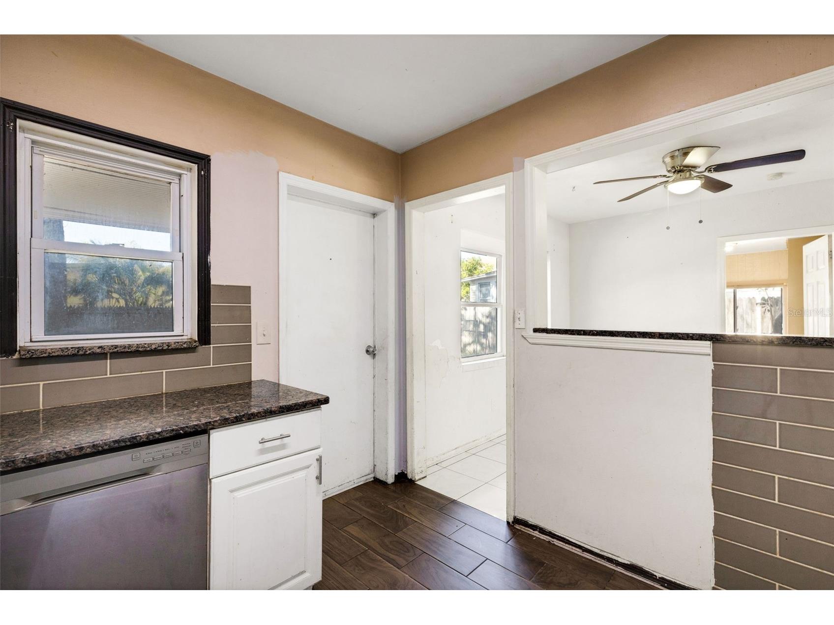 4560 68th Street N Saint Petersburg FL 33709 TB8467243 image15