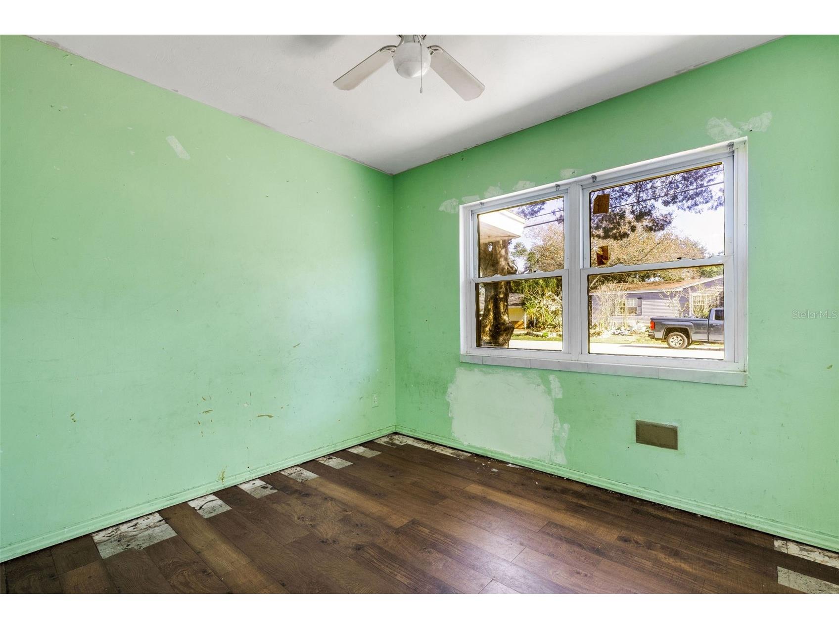 4560 68th Street N Saint Petersburg FL 33709 TB8467243 image18