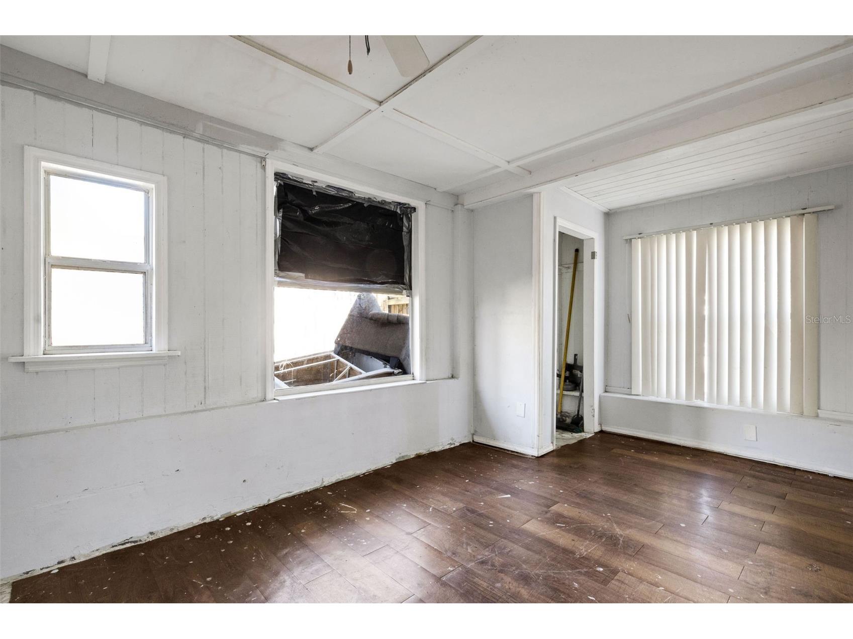 4560 68th Street N Saint Petersburg FL 33709 TB8467243 image24
