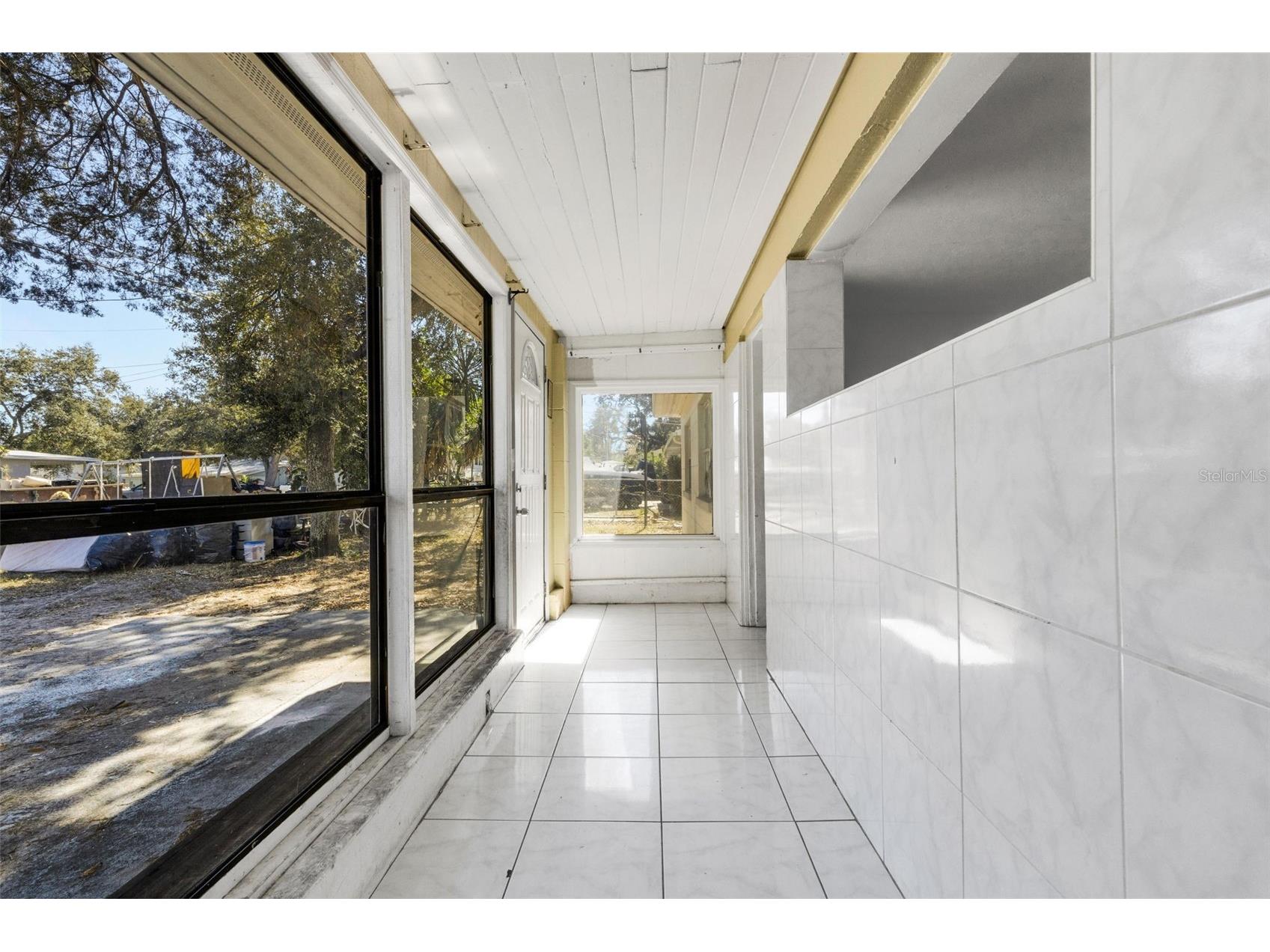 4560 68th Street N Saint Petersburg FL 33709 TB8467243 image25