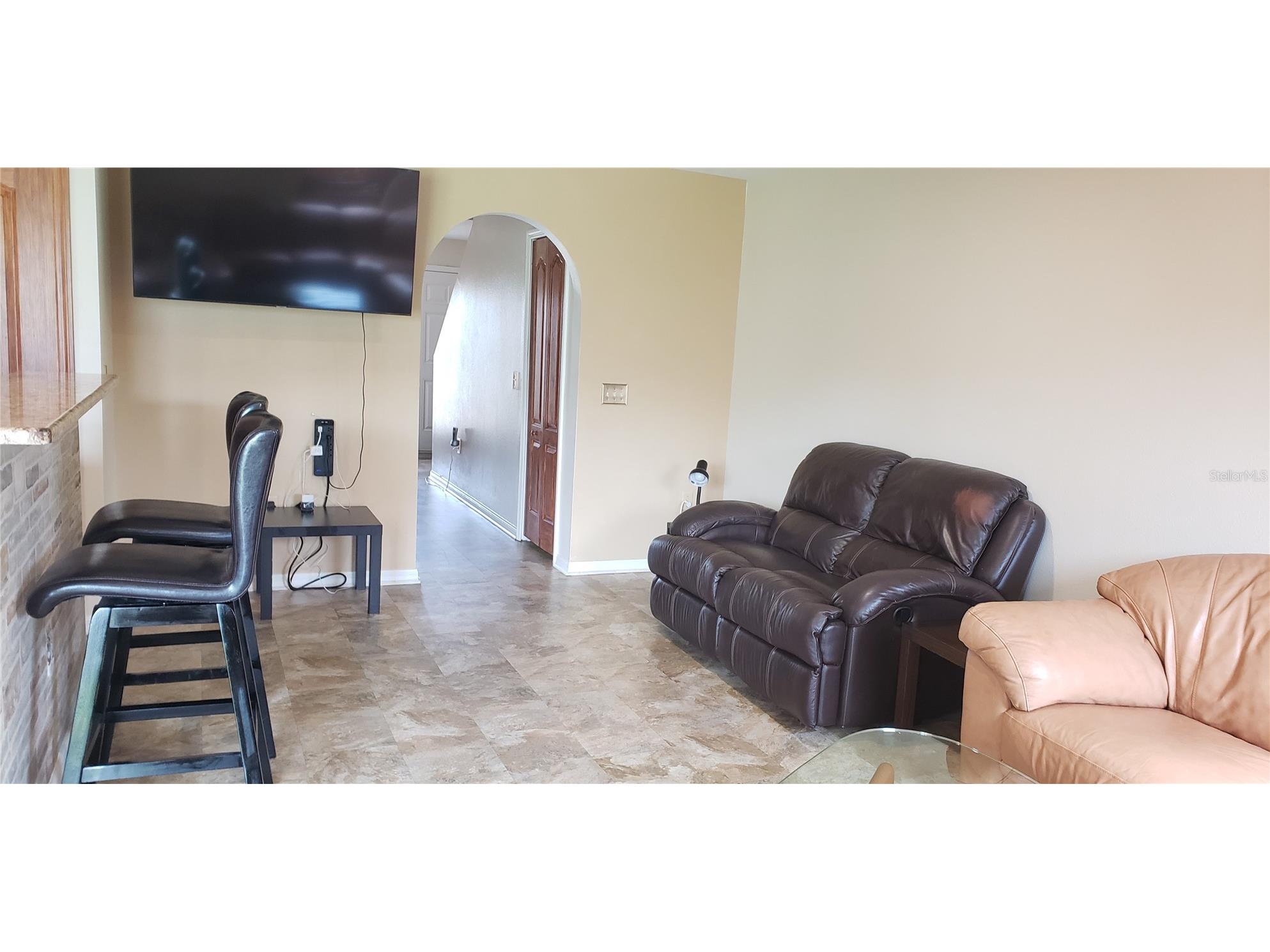 4560 Ashburn Square Drive Tampa FL 33610 TB8518678 image5